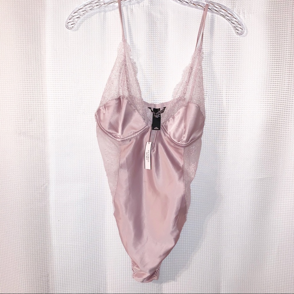 Victoria’s Secret Lavender lace Lingerie NWT
